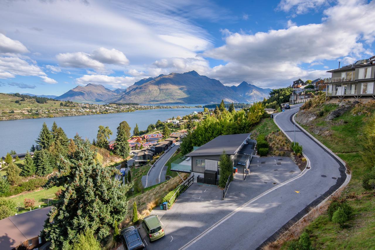 Contemporary Hilltop Abode Queenstown Extérieur photo